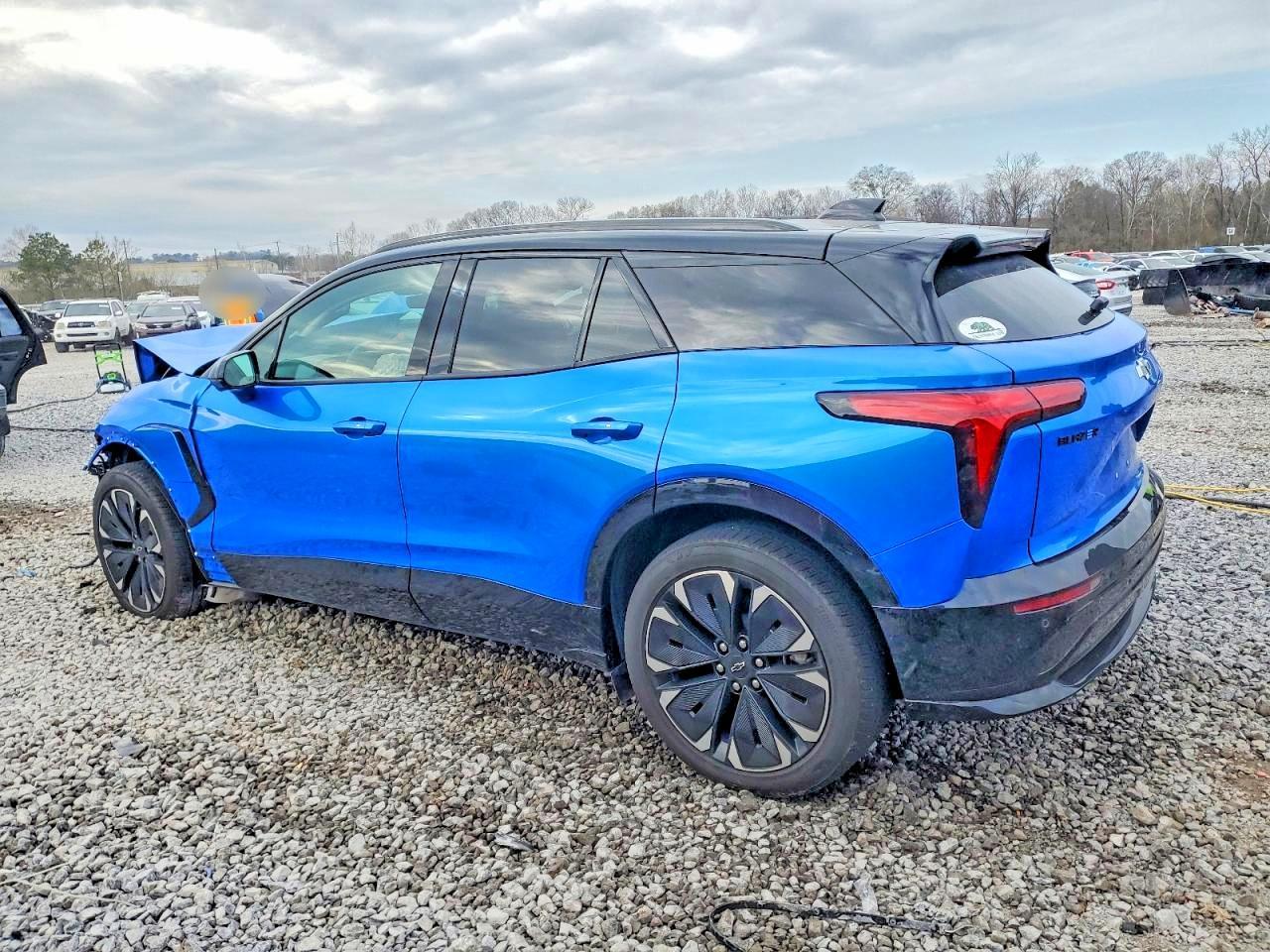 2025 Chevrolet Blazer Rs - Image 2