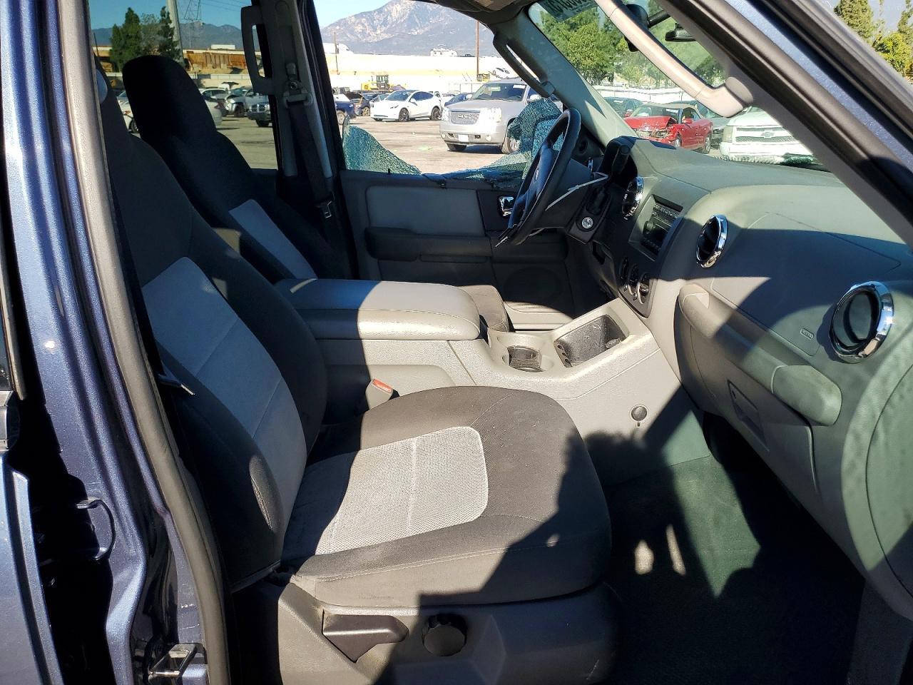 2005 Ford Expedition Xlt - Image 7