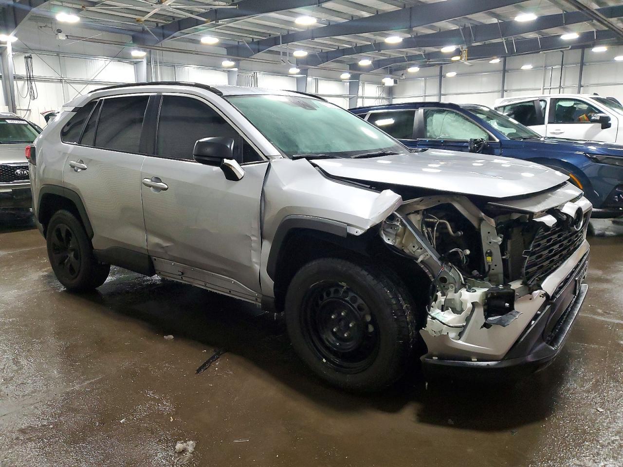 2020 Toyota Rav4 Le - Image 4