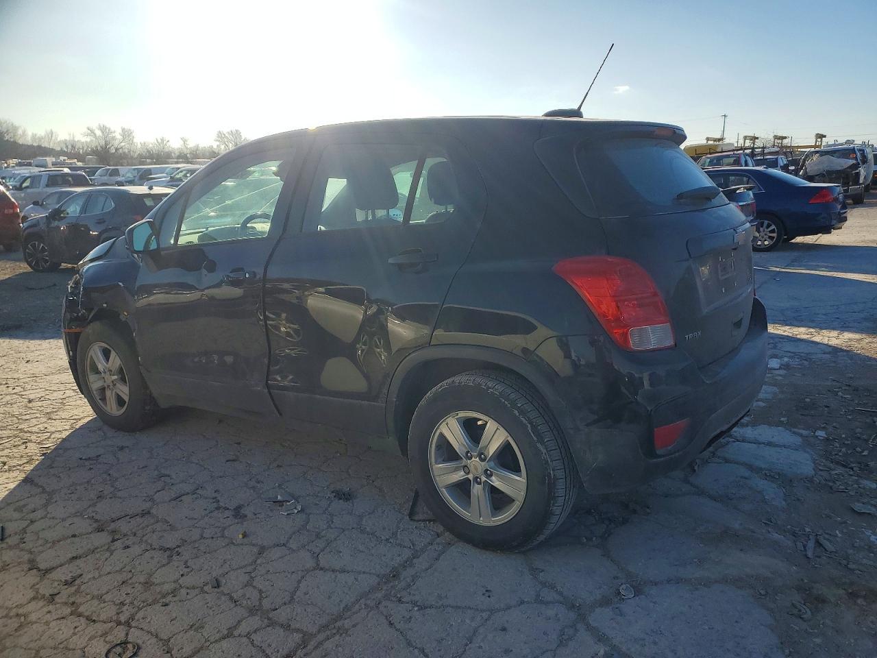 2020 Chevrolet Trax Ls - Image 2