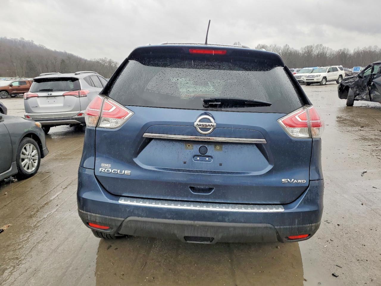 2016 Nissan Rogue S - Image 6