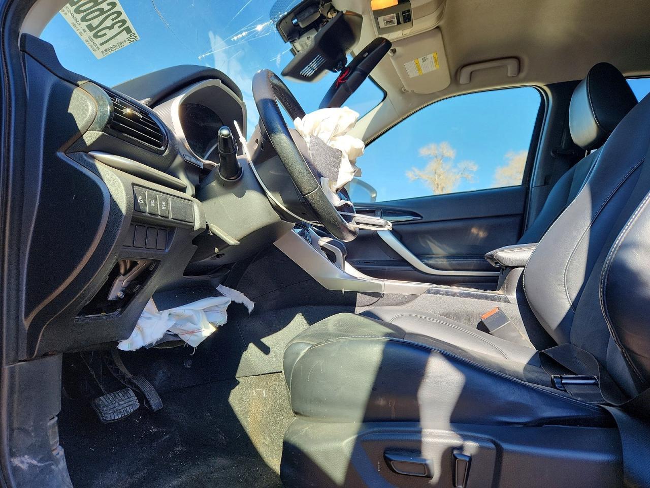 2022 Mitsubishi Eclipse Cross Se - Фото 7