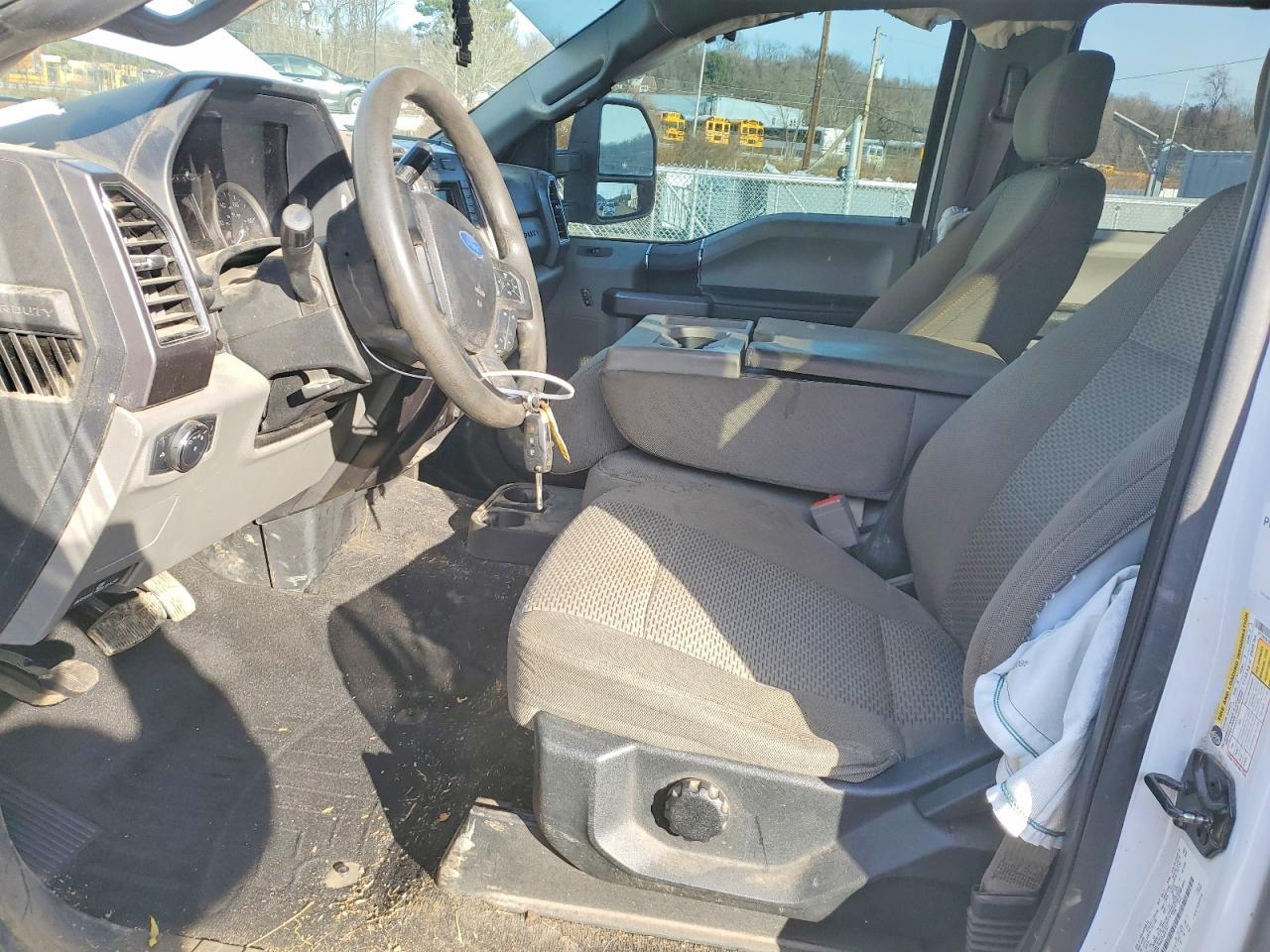 2019 Ford F250 Super Duty - Image 7