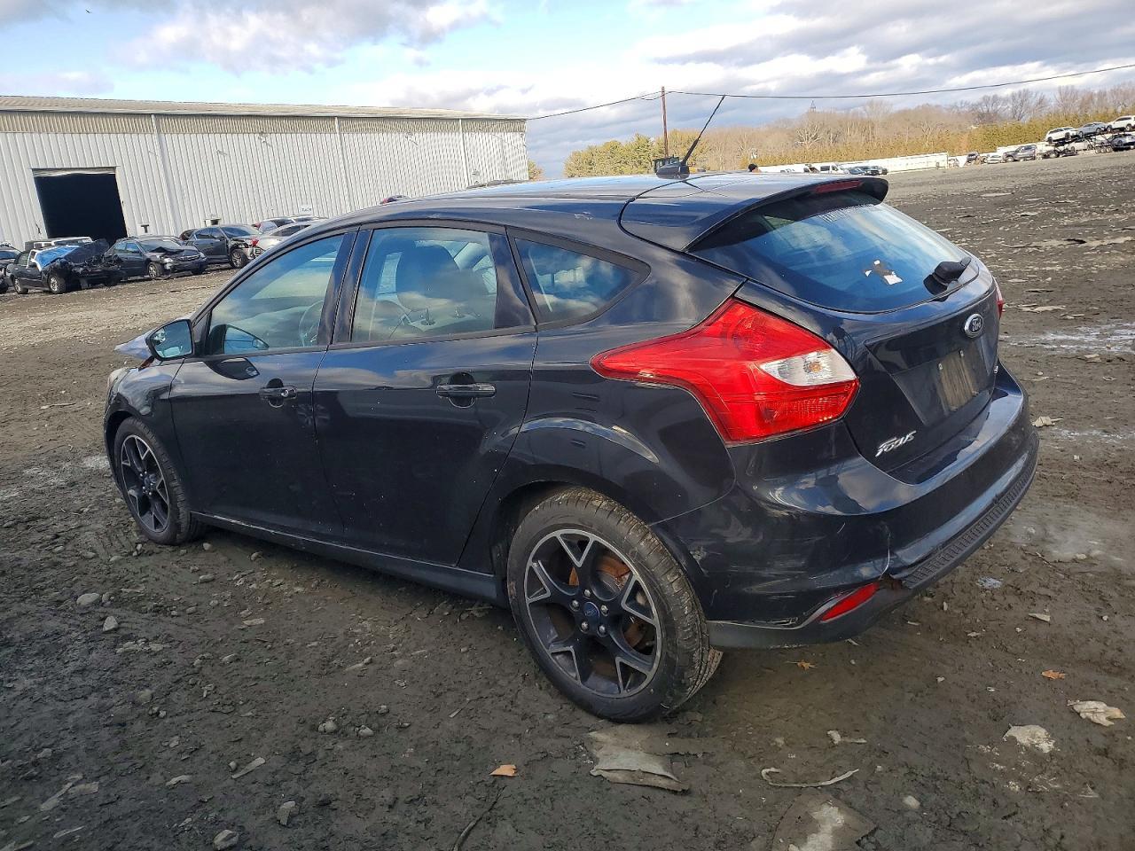 2012 Ford Focus Se - Фото 2