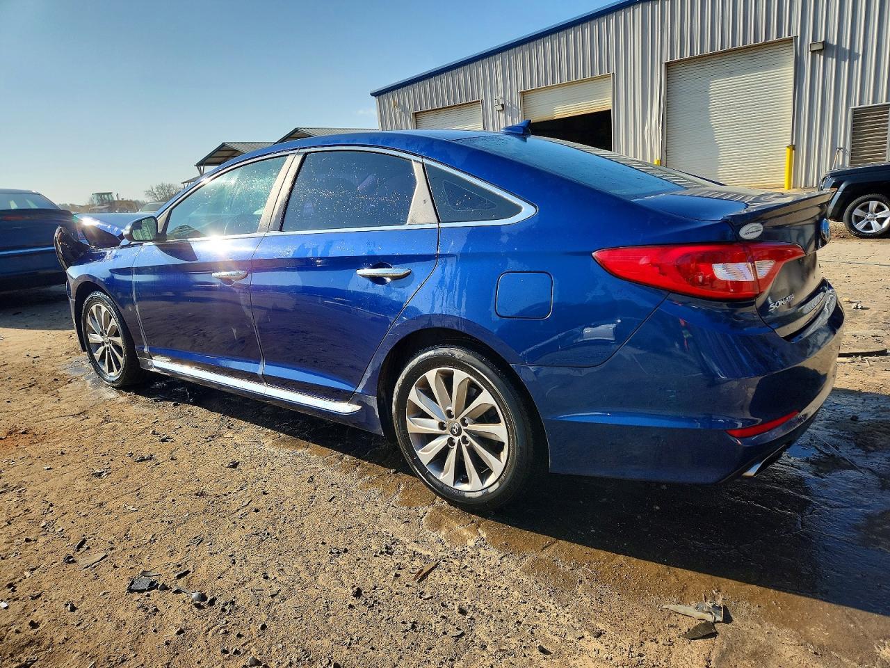 2017 Hyundai Sonata Sport - Фото 2