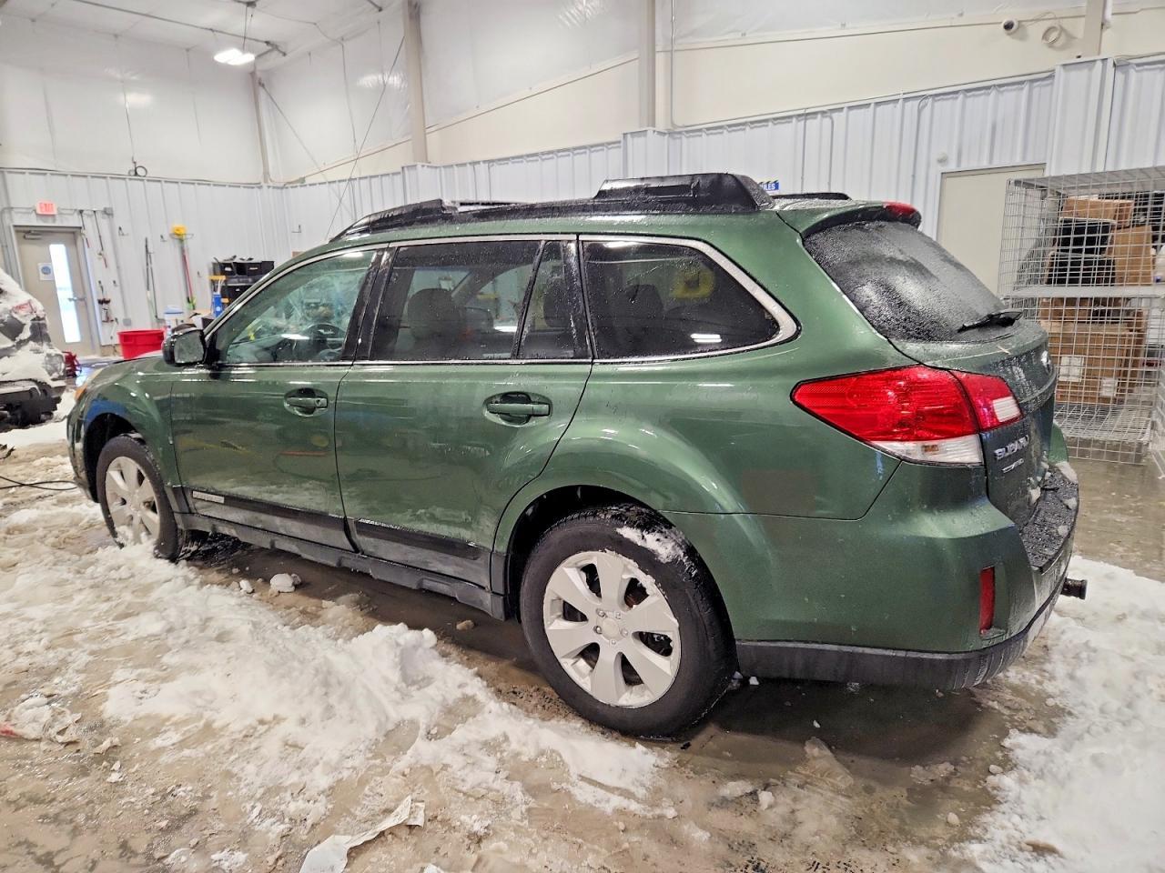 2011 Subaru Outback 2.5I Premium - Фото 2