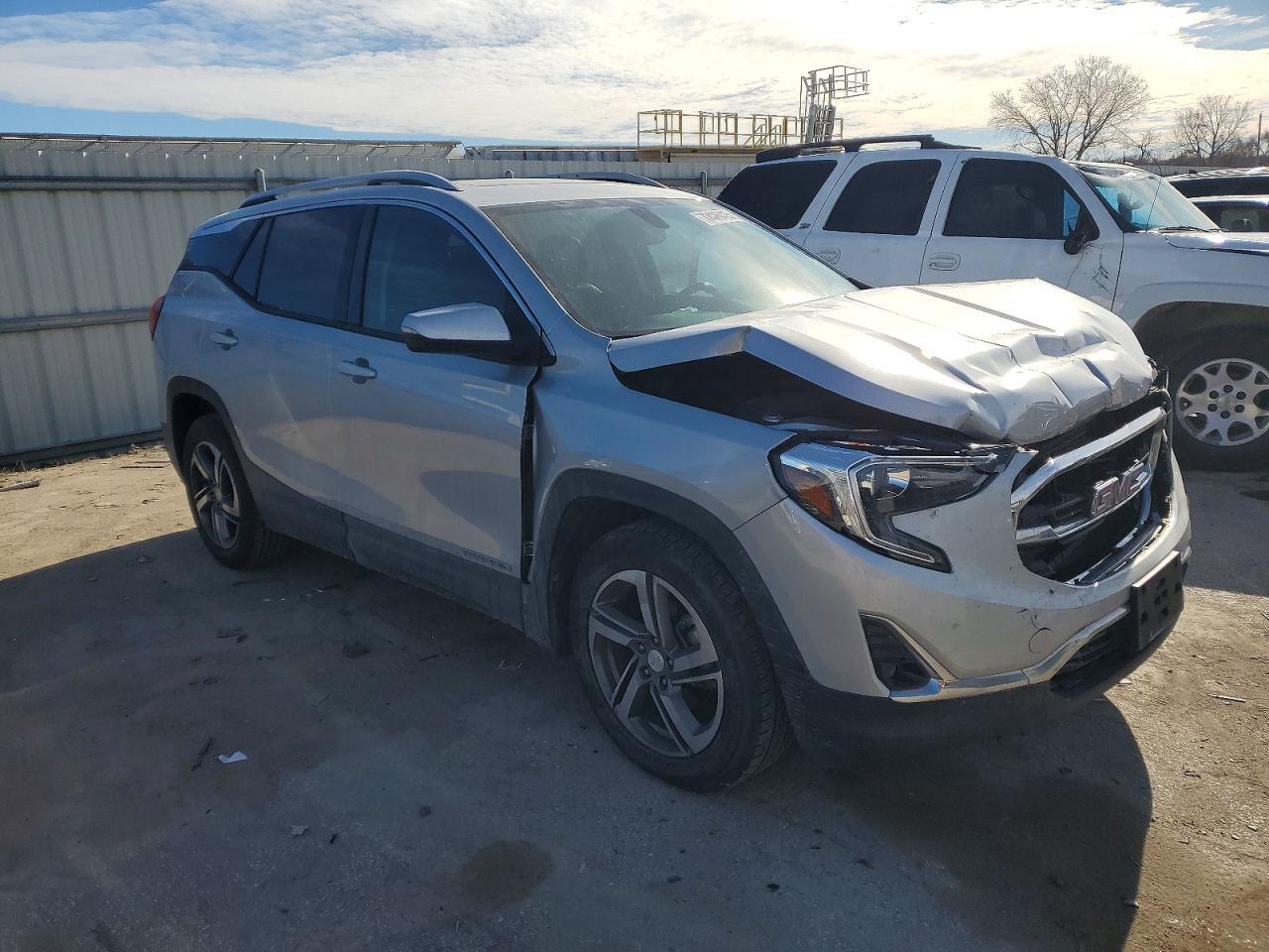 2018 GMC Terrain Slt - Image 4