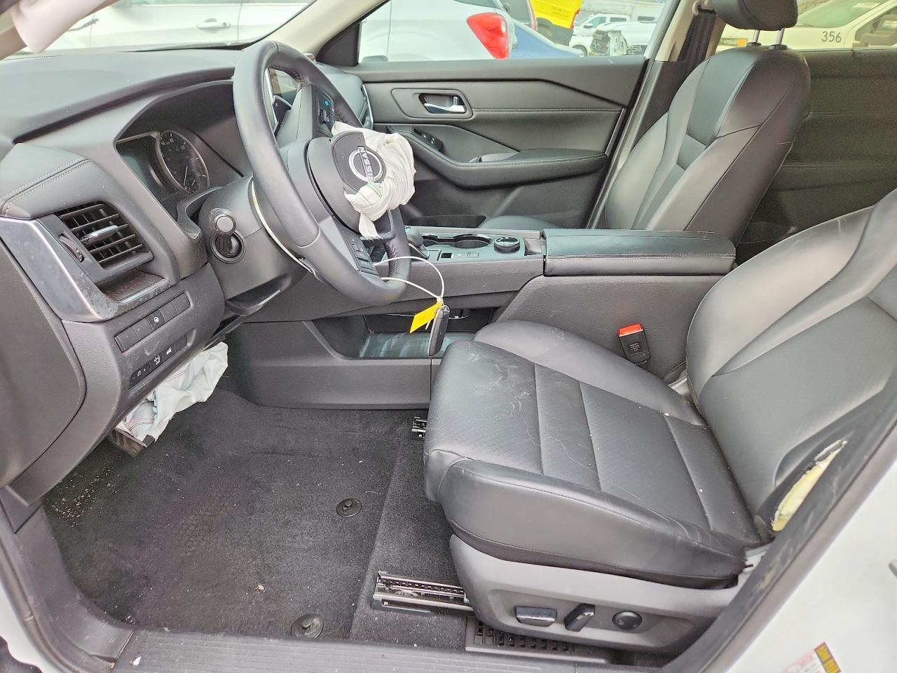 2024 Nissan Rogue Sv - Image 7
