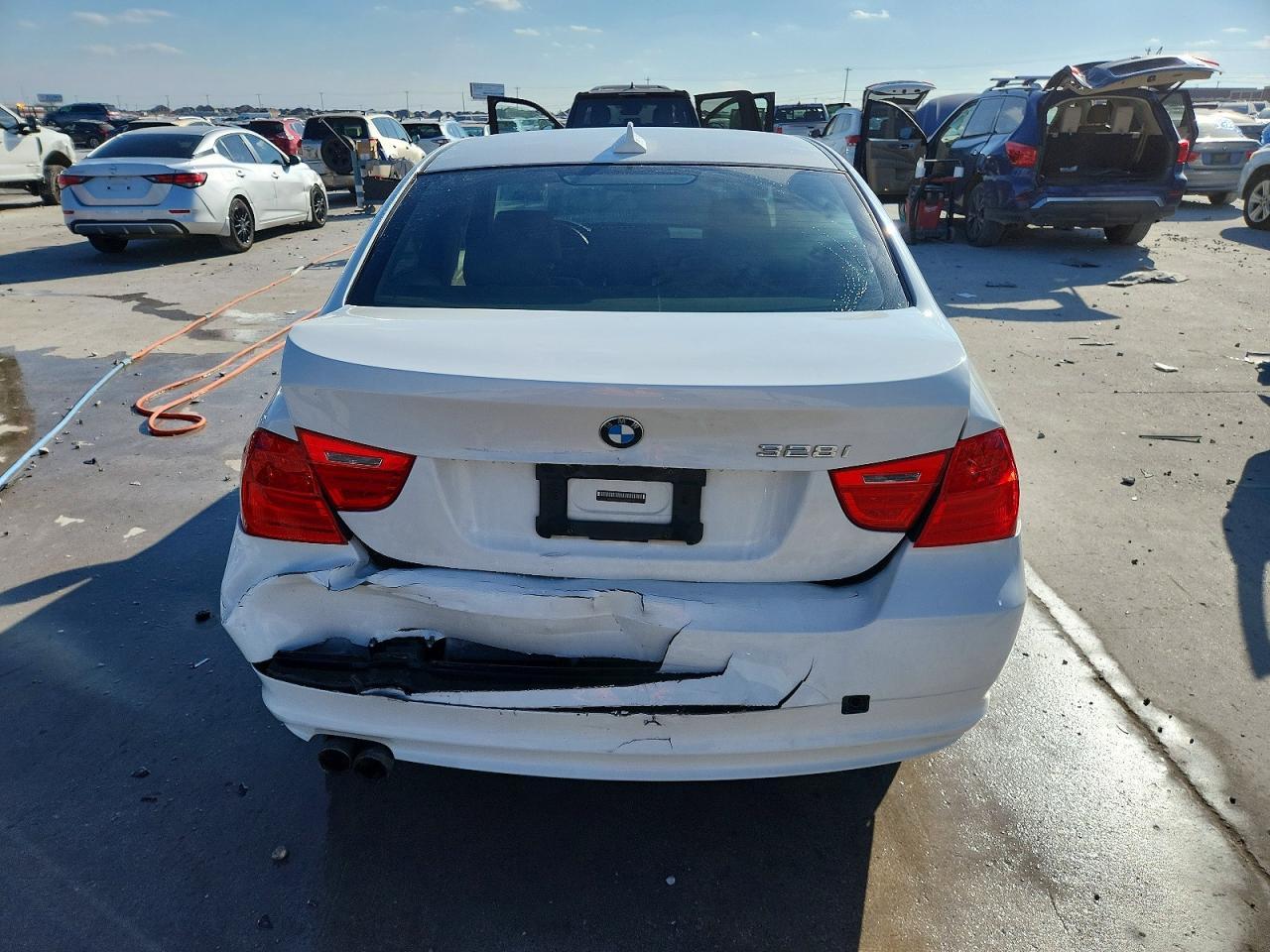 2010 BMW 328 I - Фото 6