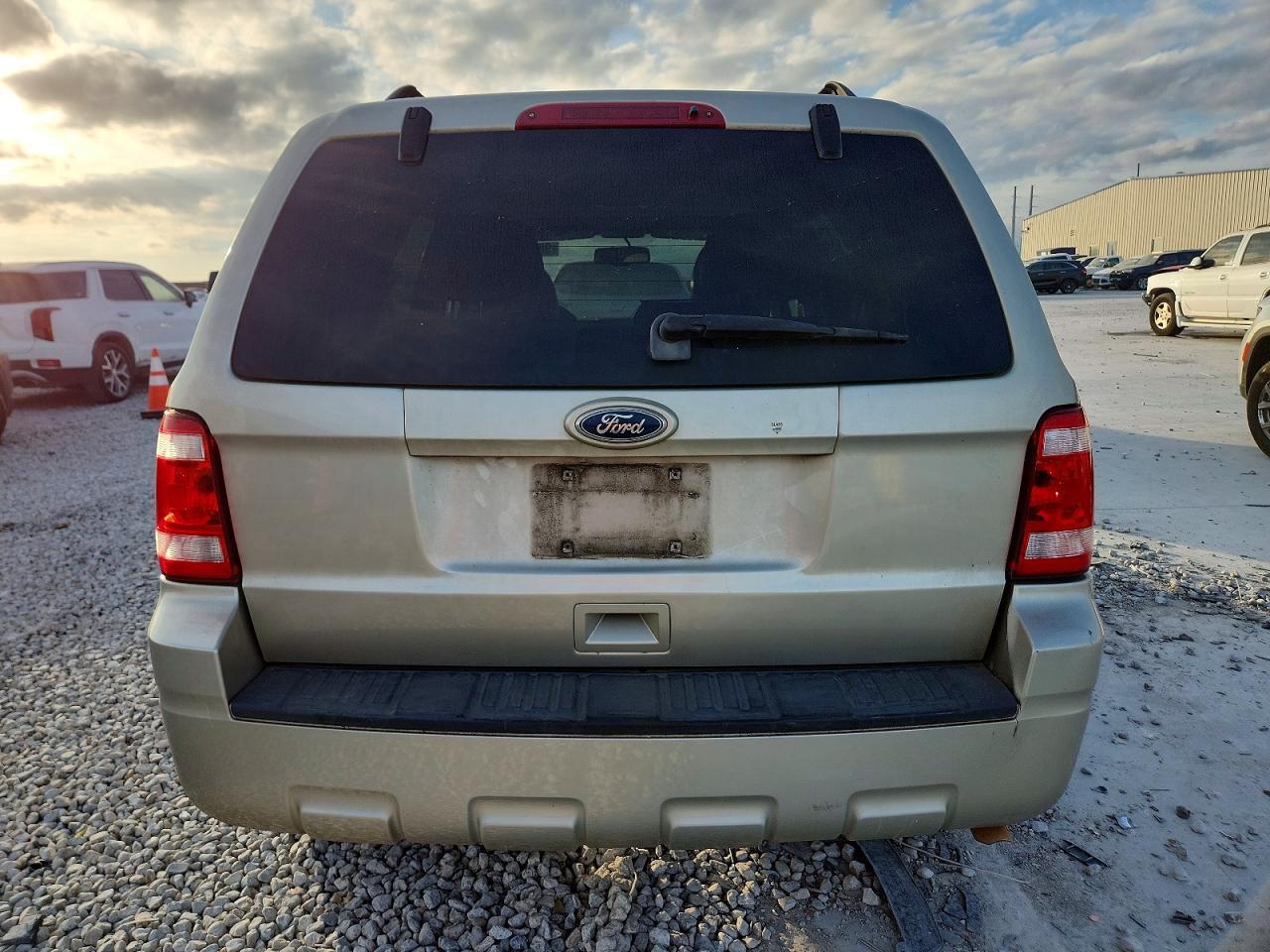 2010 Ford Escape Xlt - Фото 6
