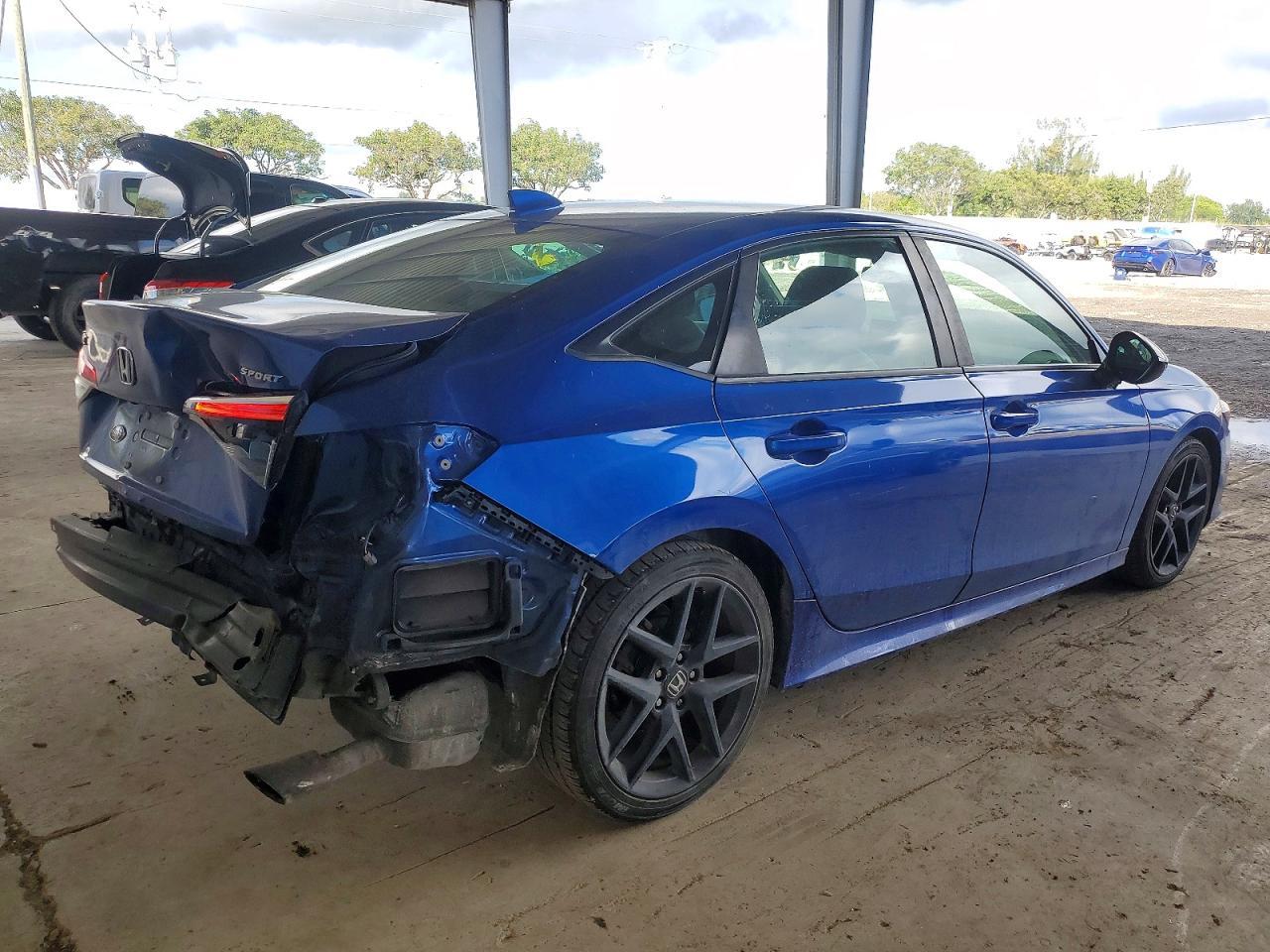 2022 Honda Civic Sport - Image 3