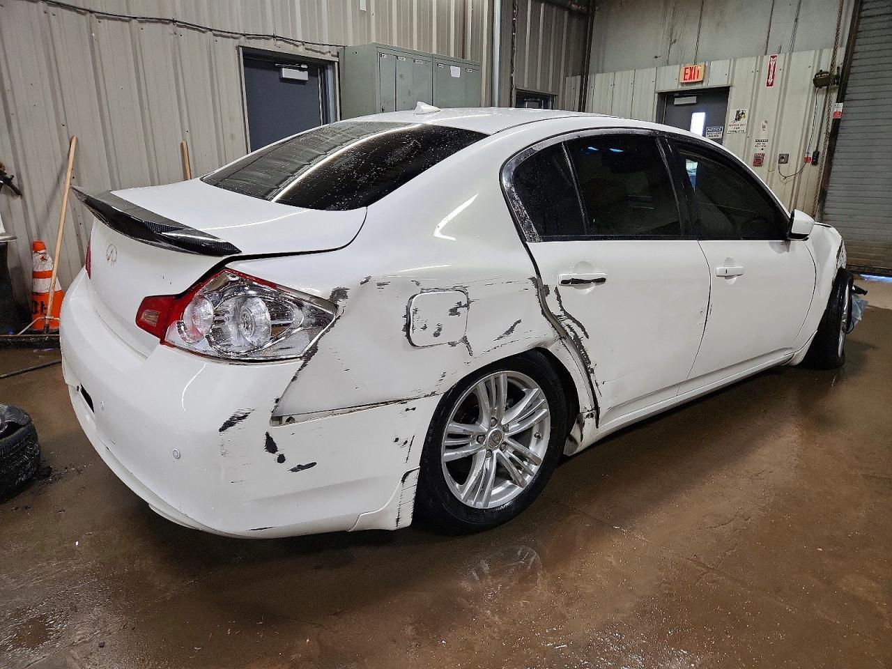 2013 Infiniti G37 - Image 3