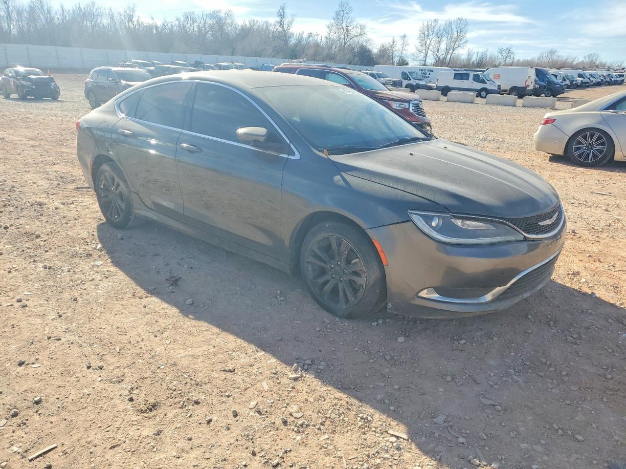 2015 Chrysler 200 - Image 4