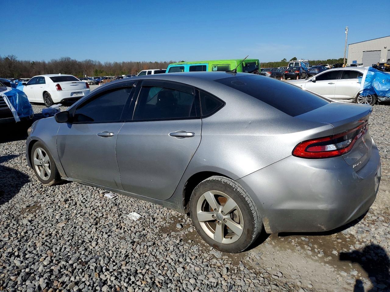 2016 Dodge Dart Sxt - Фото 2
