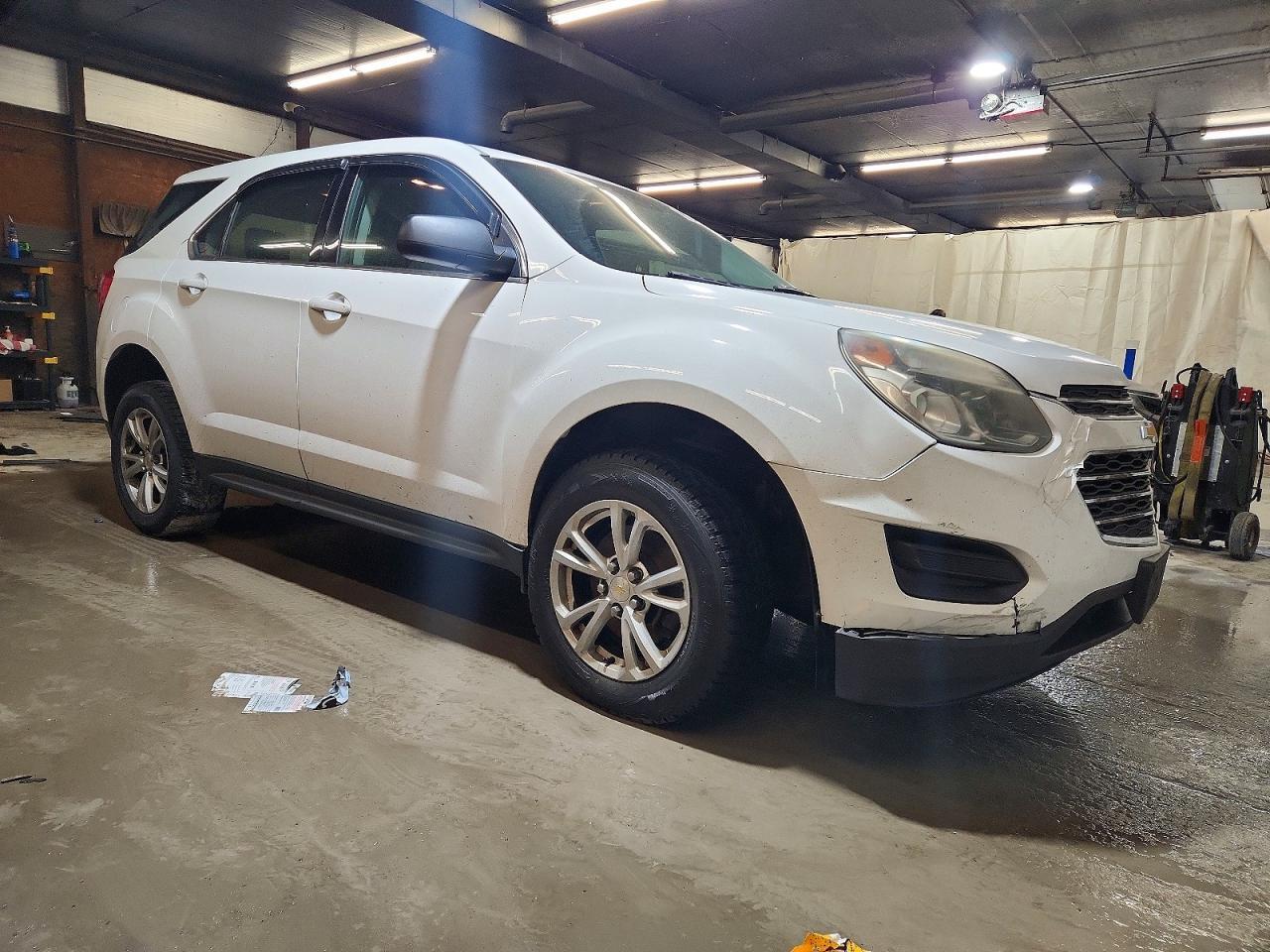 2017 Chevrolet Equinox Ls - Фото 4
