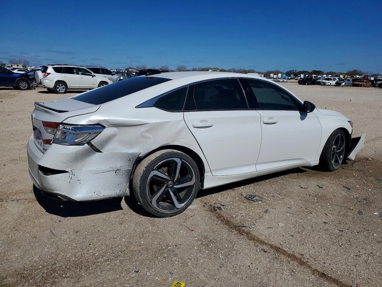 2022 Honda Accord Sport - Фото 3