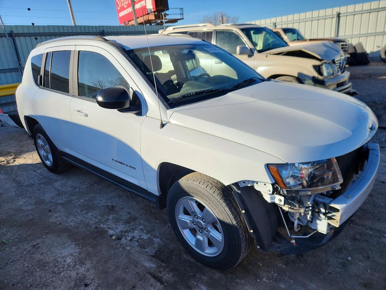 2015 Jeep Compass Sport - Фото 4