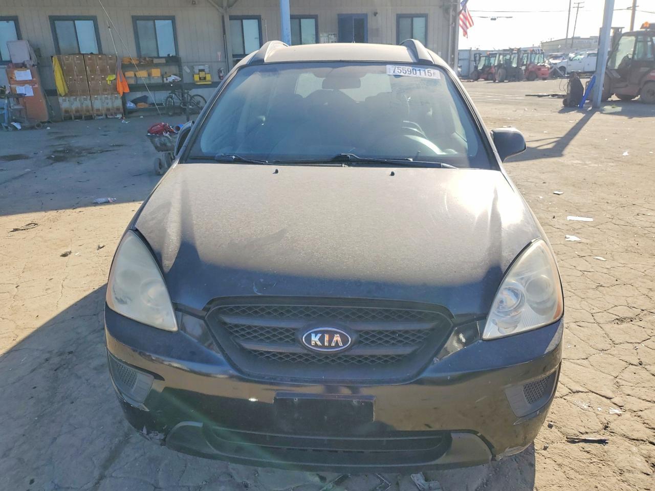2008 Kia Rondo Lx - Image 5
