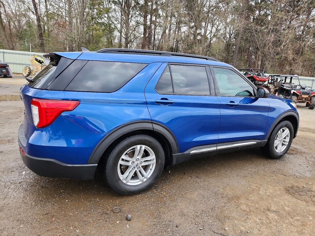 2021 Ford Explorer Xlt - Image 3