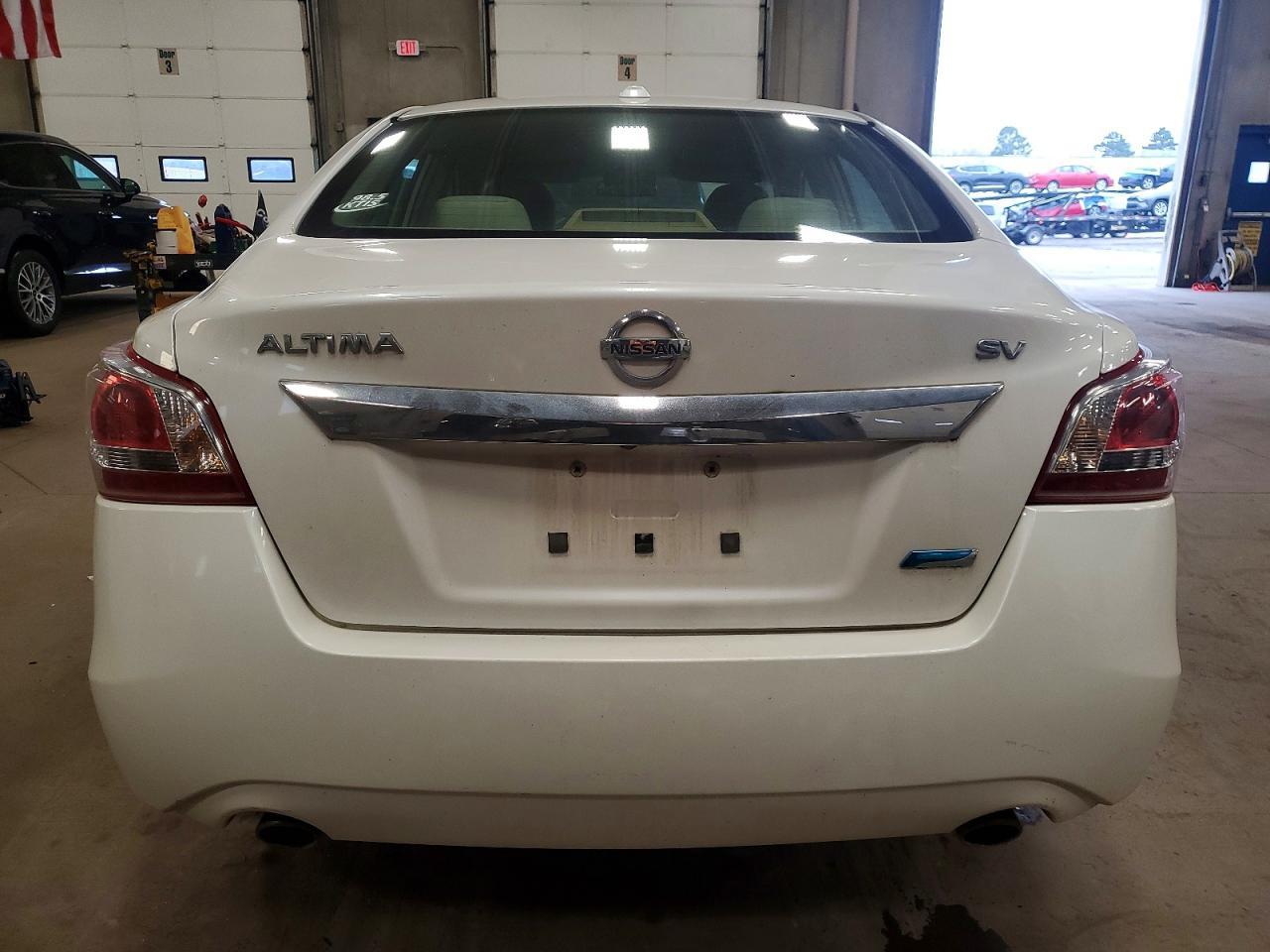 2013 Nissan Altima 2.5 - Фото 6