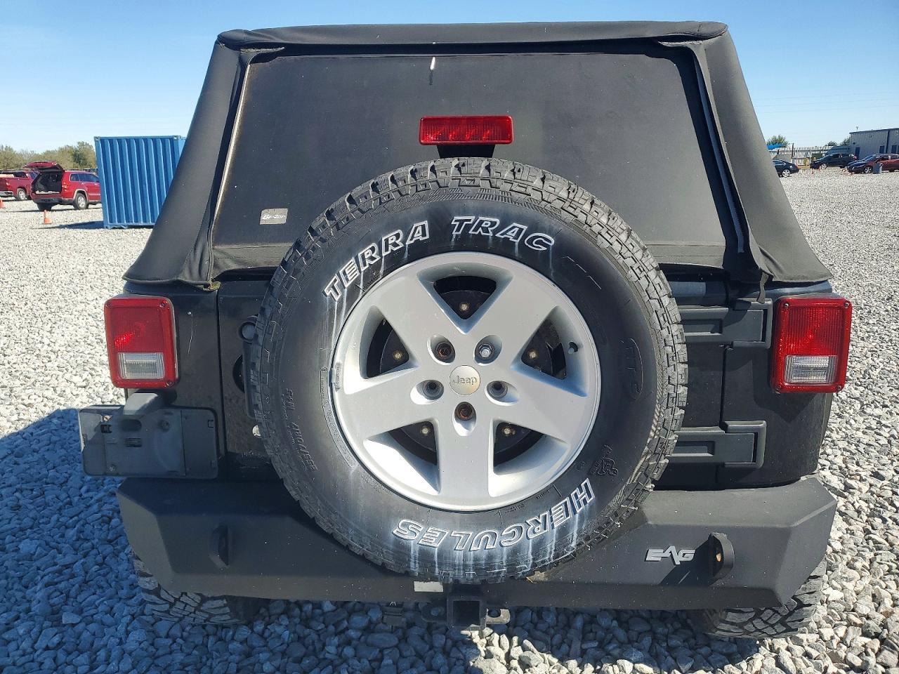 2008 Jeep Wrangler X - Image 6