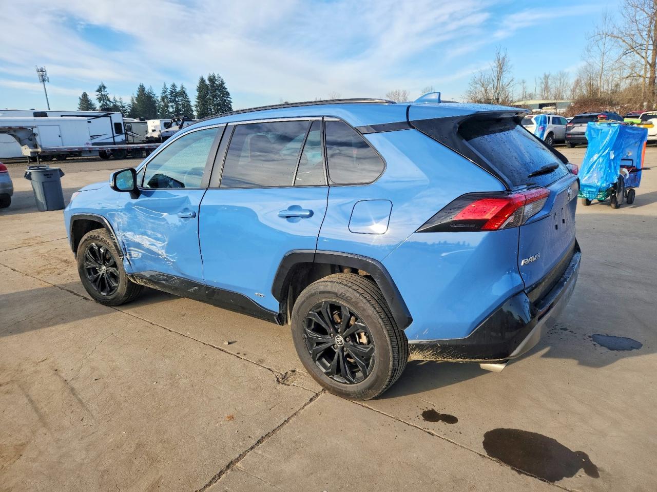 2022 Toyota Rav4 Se - Image 2