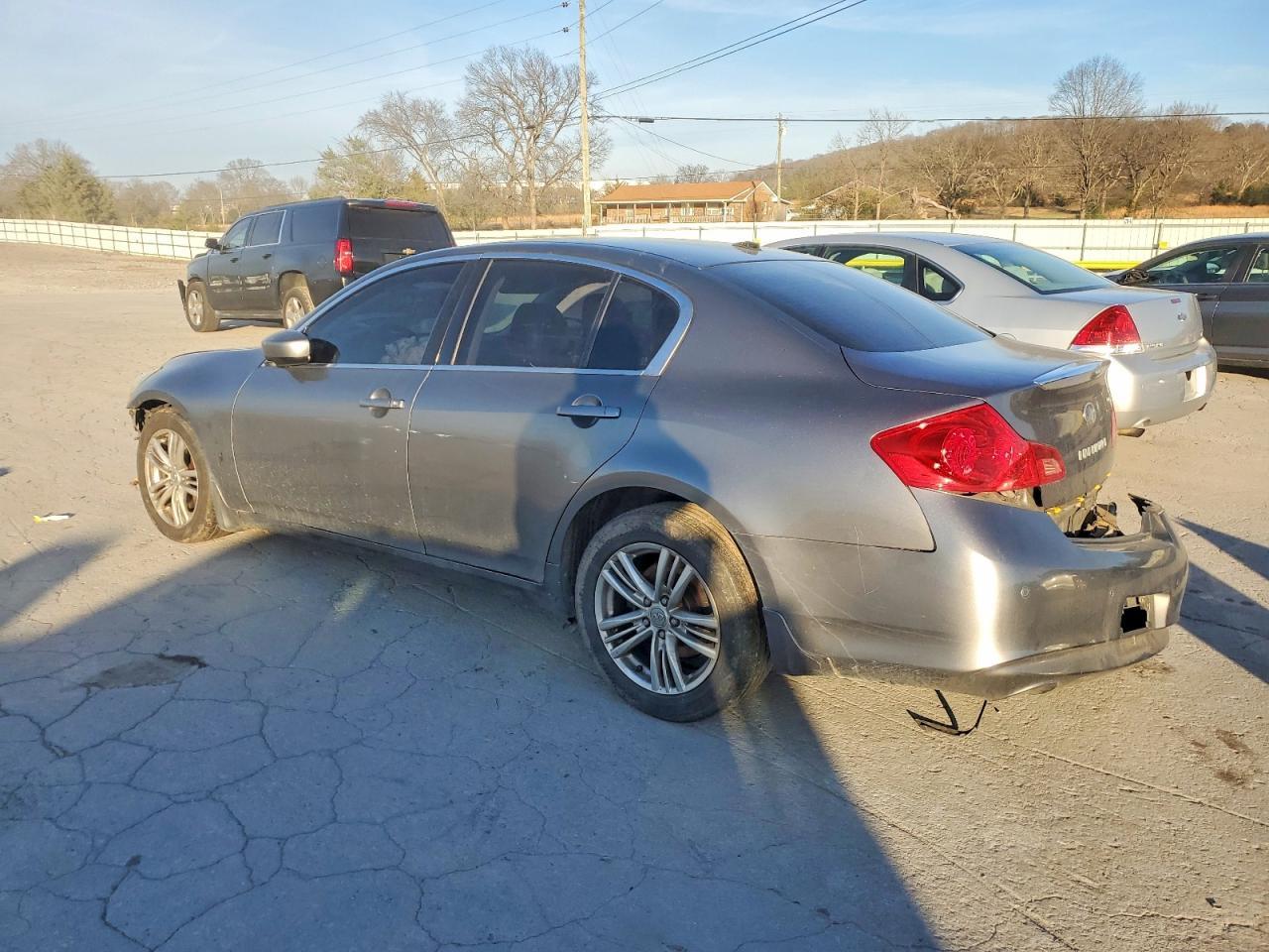 2010 Infiniti G37 - Image 2