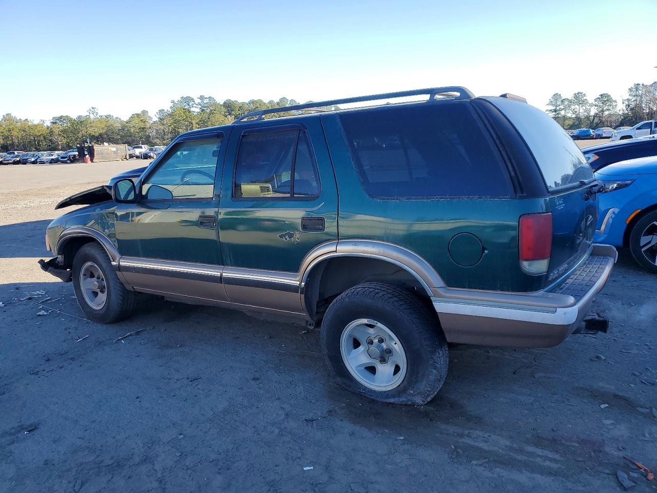 1996 Chevrolet Blazer - Фото 2