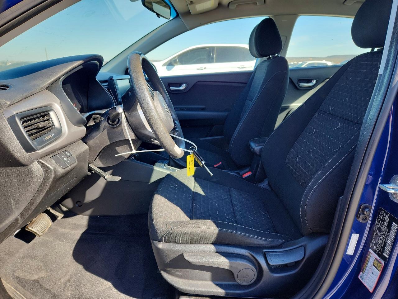 2020 Kia Rio S - Фото 7