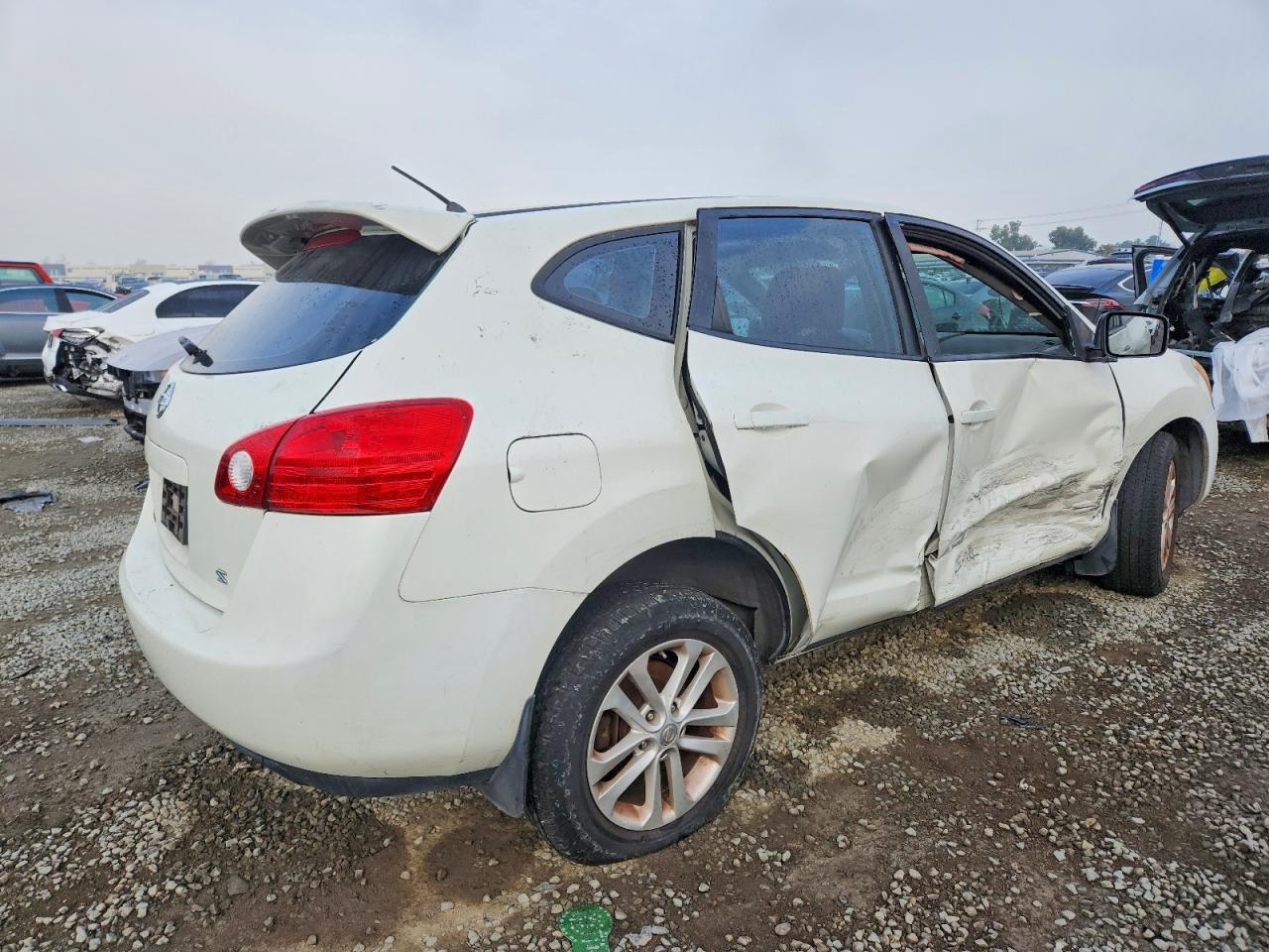 2009 Nissan Rogue S - Фото 3