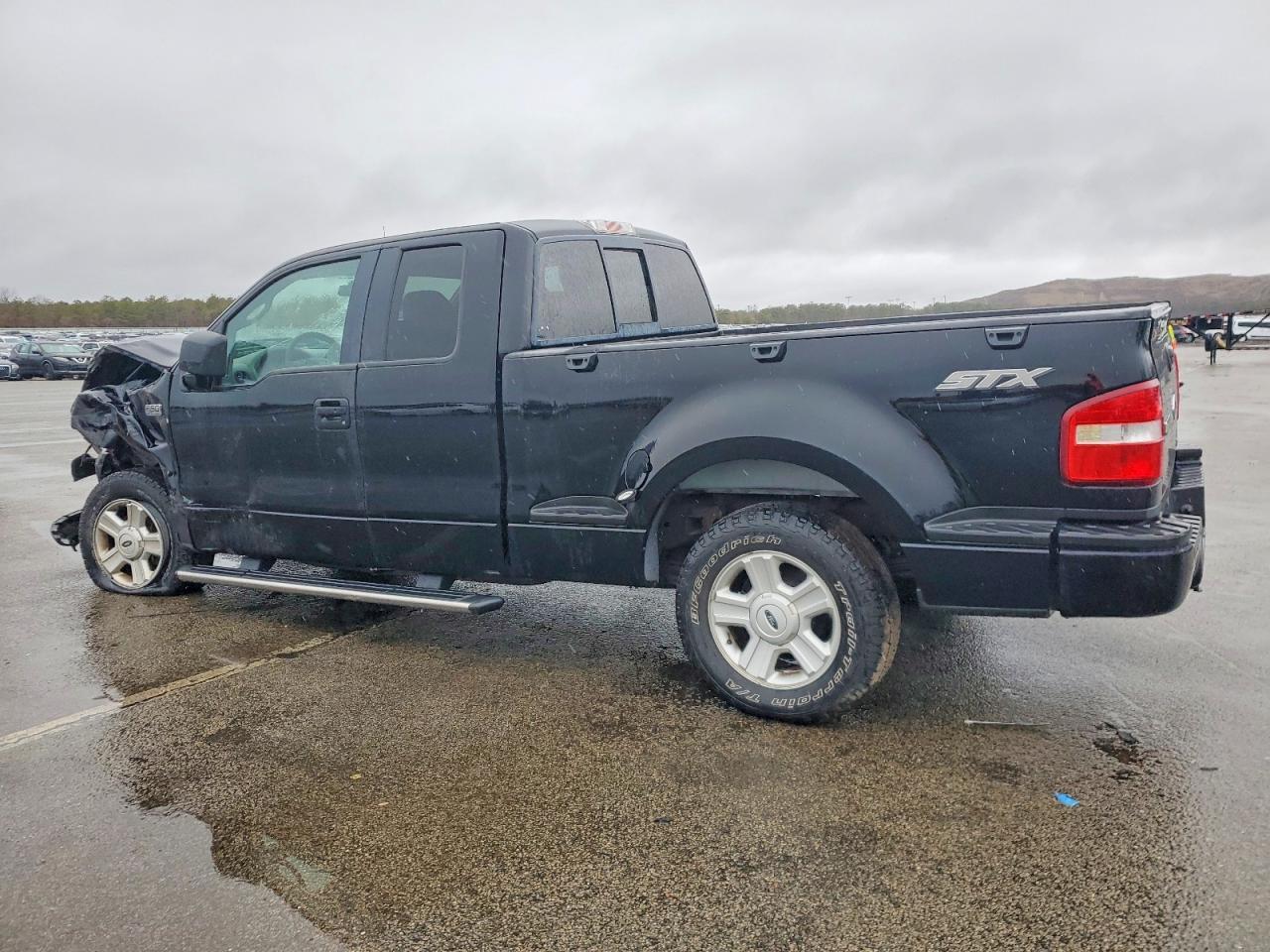 2005 Ford F150 - Фото 2