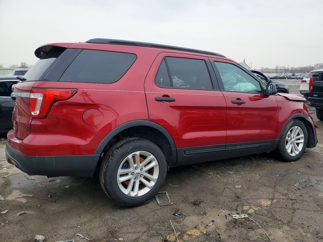 2016 Ford Explorer - Фото 3