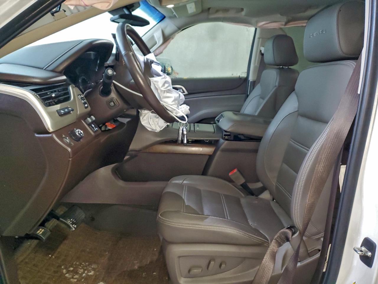 2019 GMC Yukon Denali - Фото 7