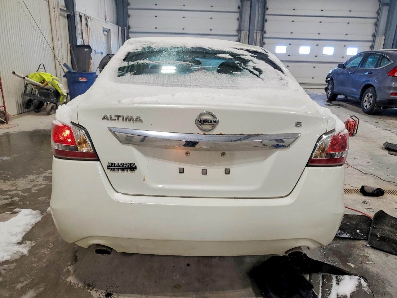 2015 Nissan Altima 2.5 S - Фото 6