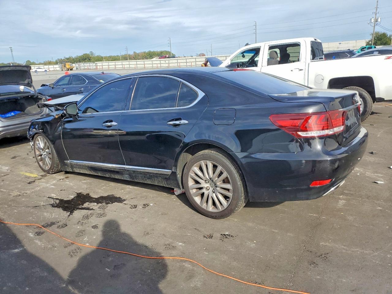 2017 Lexus Ls 460 - Фото 2