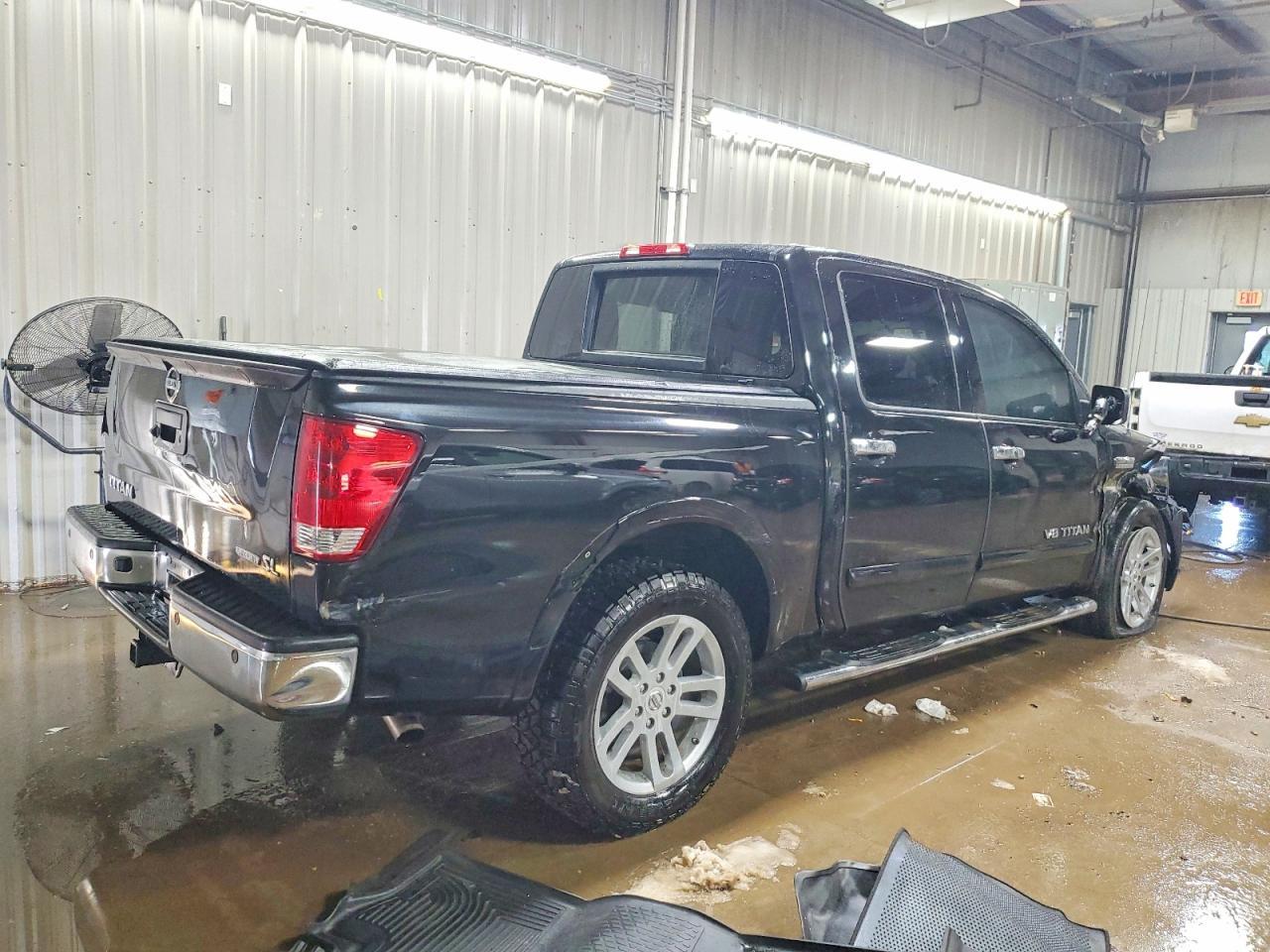 2015 Nissan Titan Sl - Фото 3