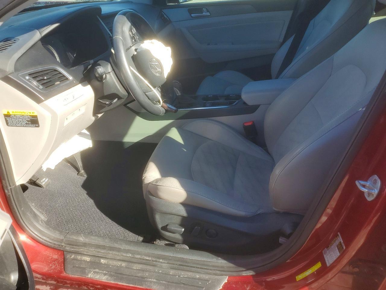 2016 Hyundai Sonata Sport - Image 7