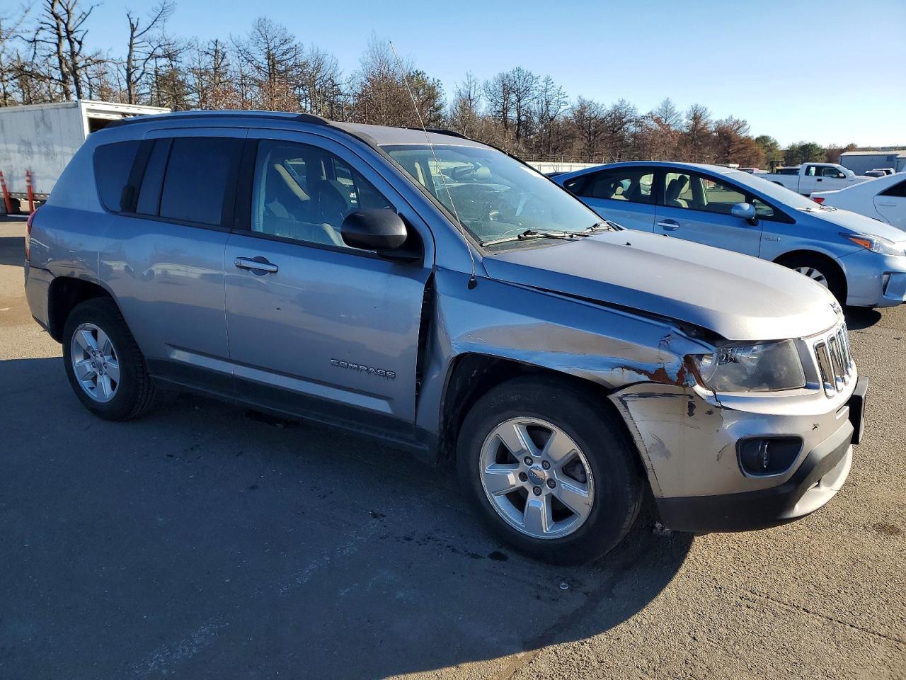 2014 Jeep Compass - Фото 4