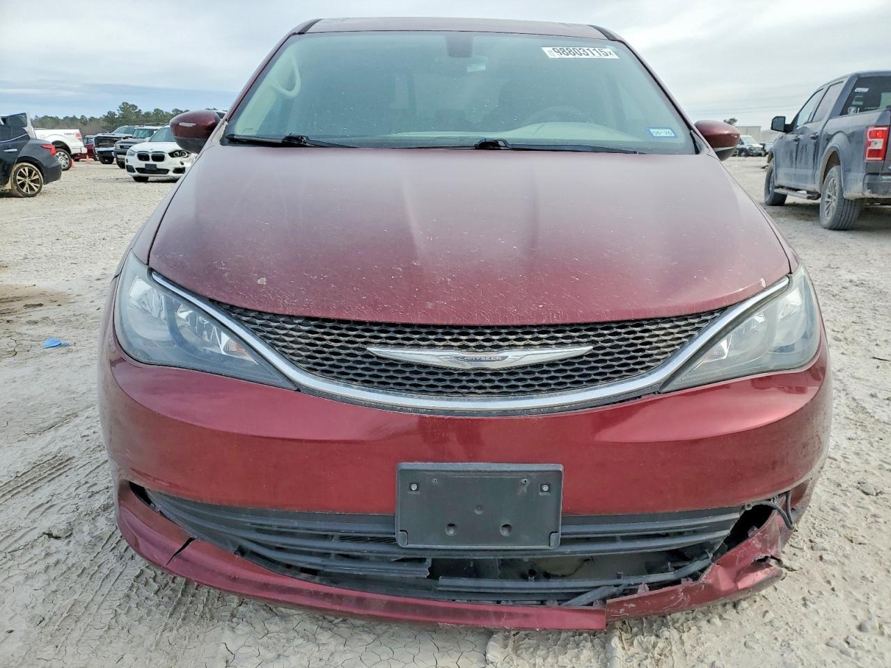 2017 Chrysler Pacifica Touring - Фото 5