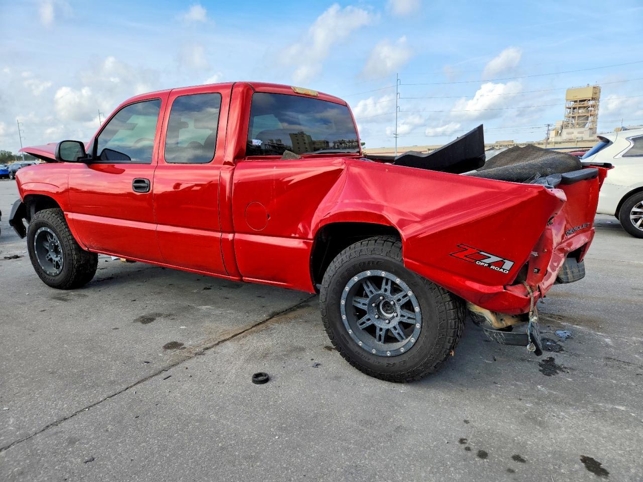 2003 Chevrolet Silverado K1500 - Image 2
