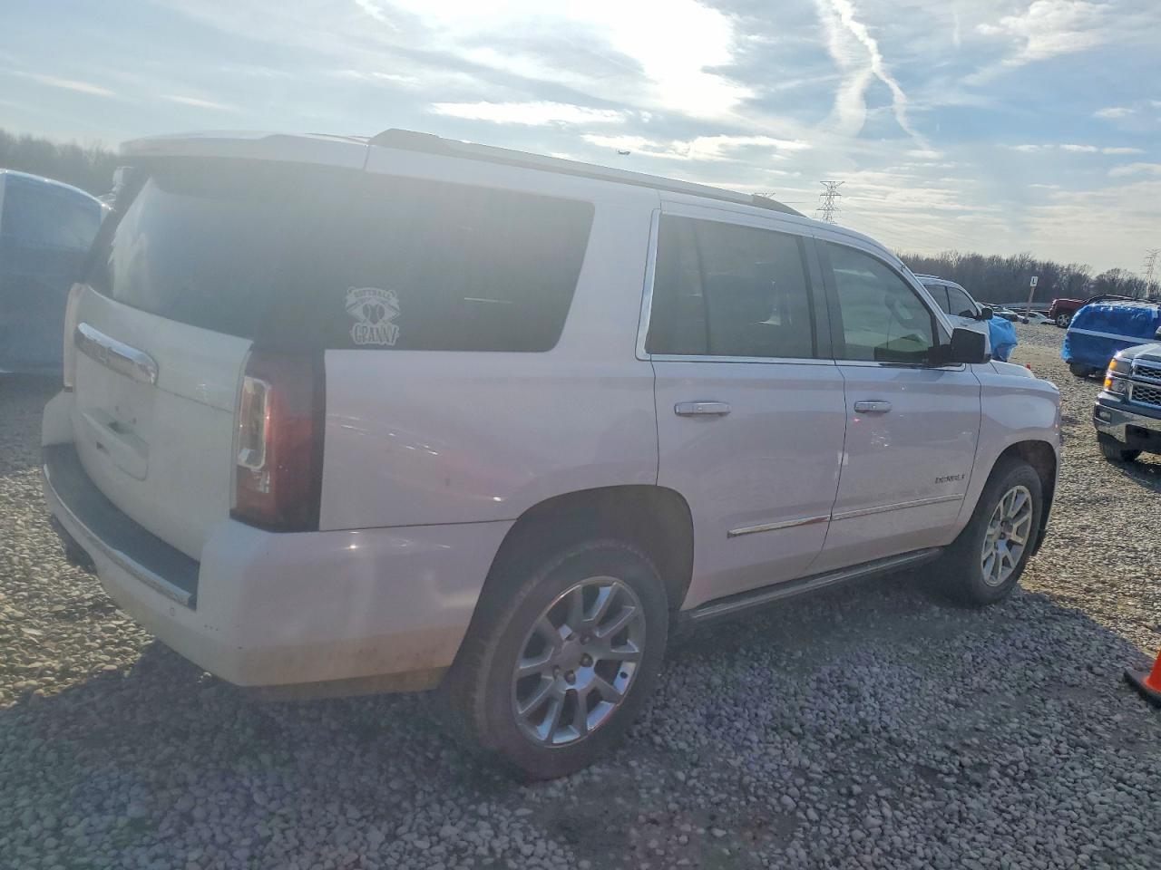 2016 GMC Yukon Denali - Фото 3