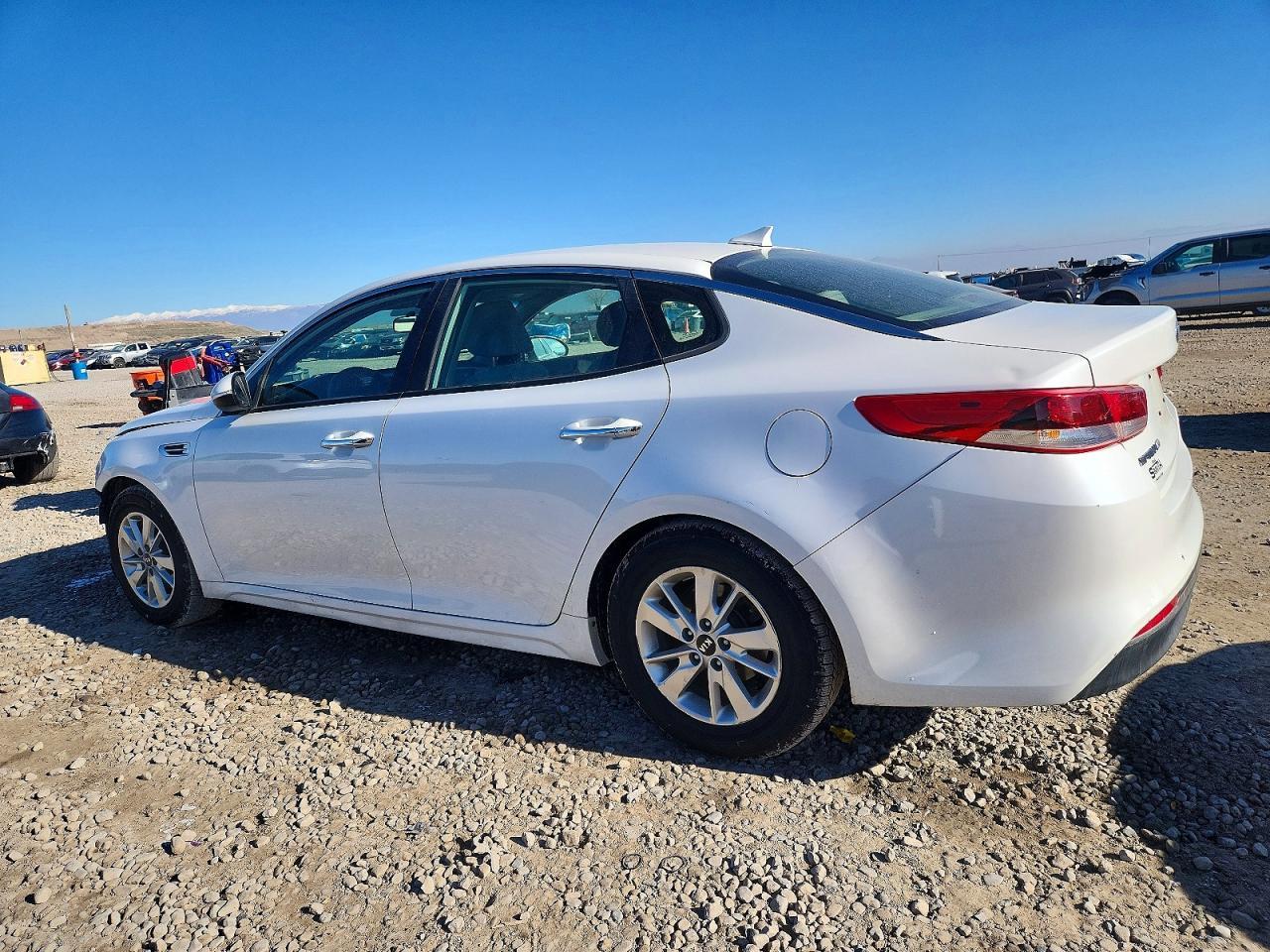 2016 Kia Optima Lx - Фото 2