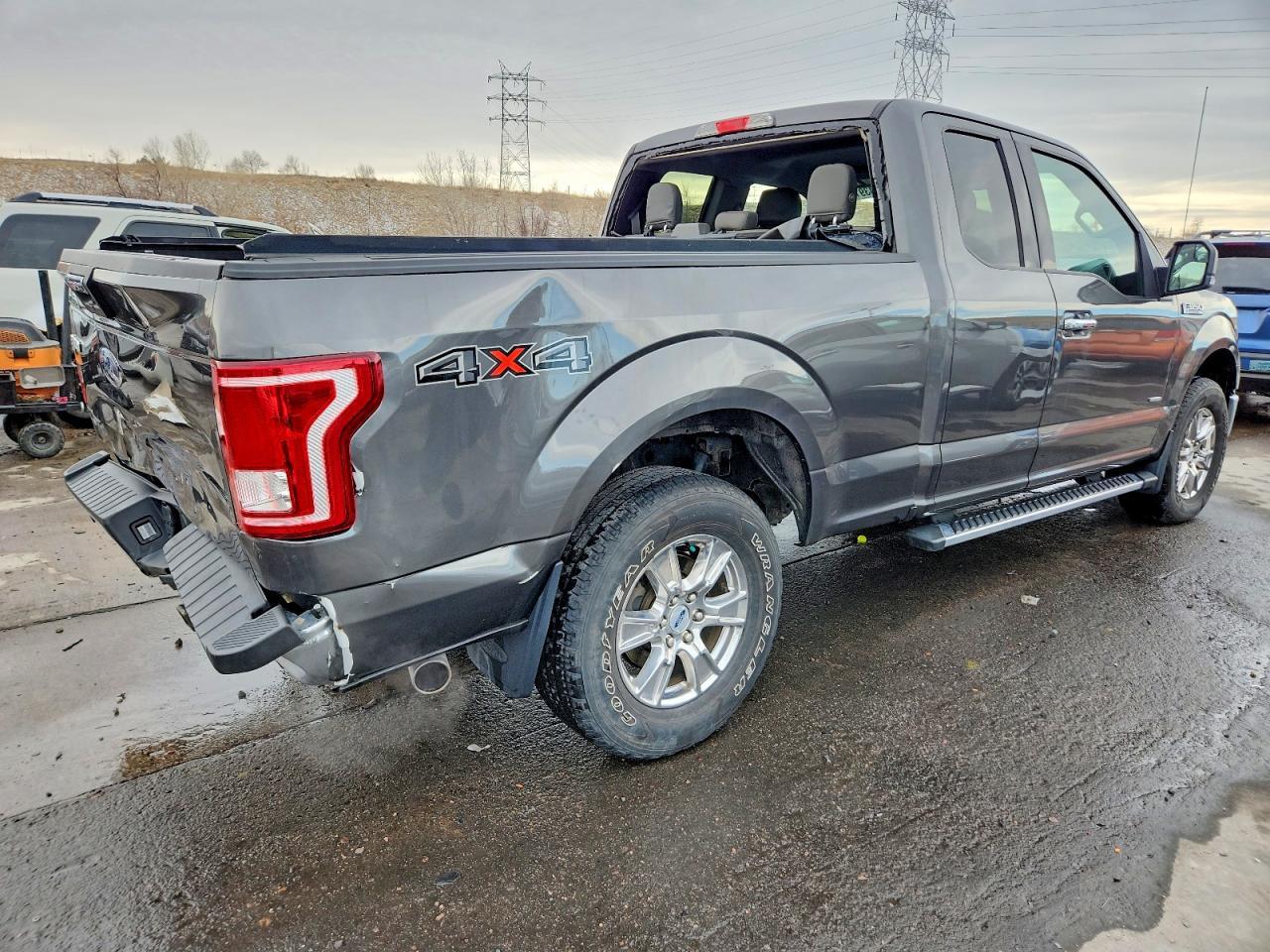 2015 Ford F150 Super Cab - Фото 3