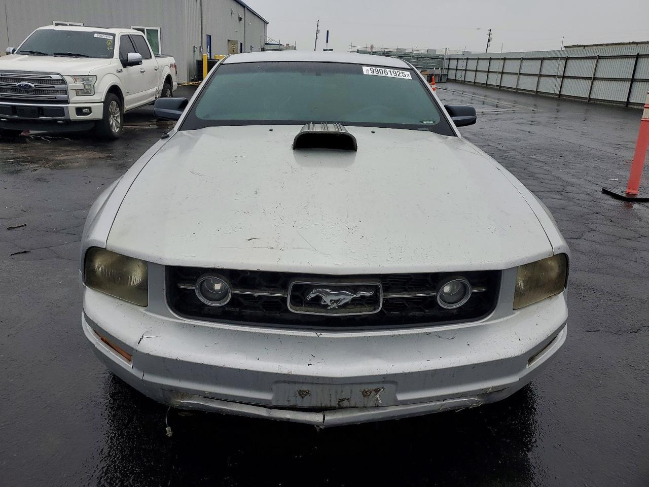 2006 Ford Mustang - Фото 5