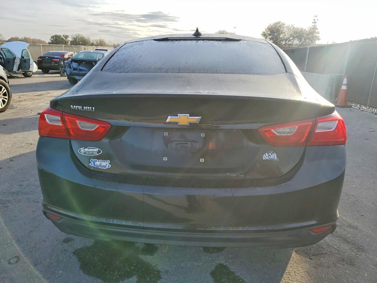 2017 Chevrolet Malibu Ls - Image 6