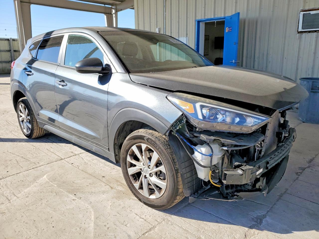 2021 Hyundai Tucson Se - Image 4