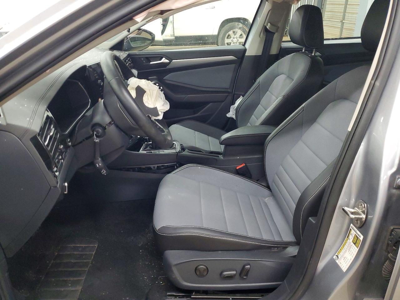 2025 Volkswagen Jetta Se - Фото 7