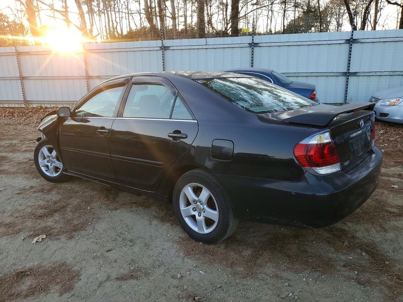 2006 Toyota Camry Se - Фото 2