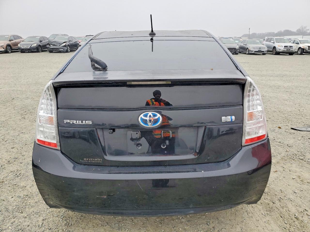 2011 Toyota Prius - Фото 6