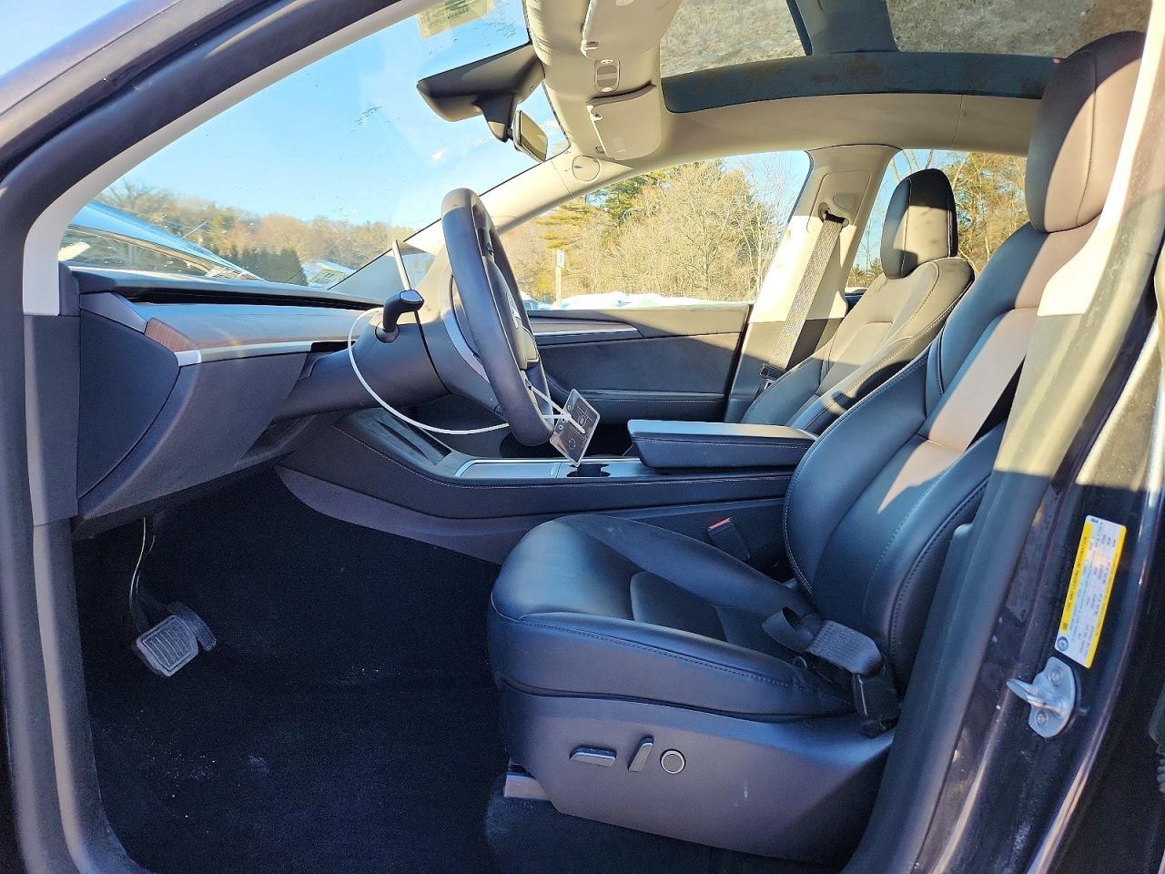 2024 Tesla Model Y - Фото 7